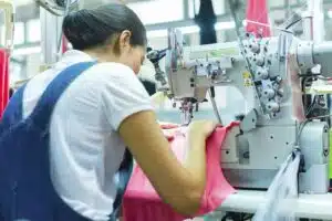 máquina de coser industrial