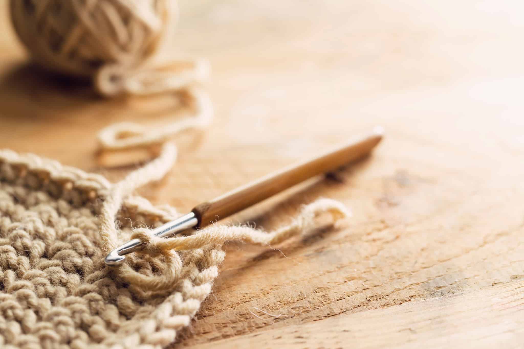 Cómo coser una bolsa para proyectos de tricot o crochet