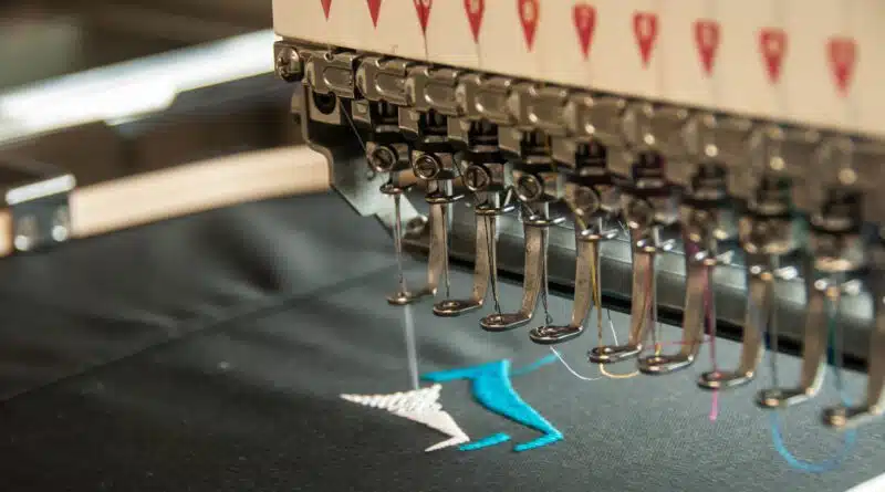 máquinas de coser bordadas