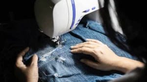¿Cómo coser con jeans?