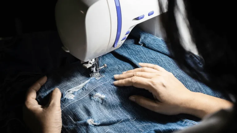 ¿Cómo coser con jeans?
