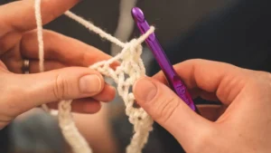 Cómo hacer la puntada de estrella en crochet