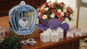 Espectaculares ideas para decorar vasos para fiestas de cumpleaños
