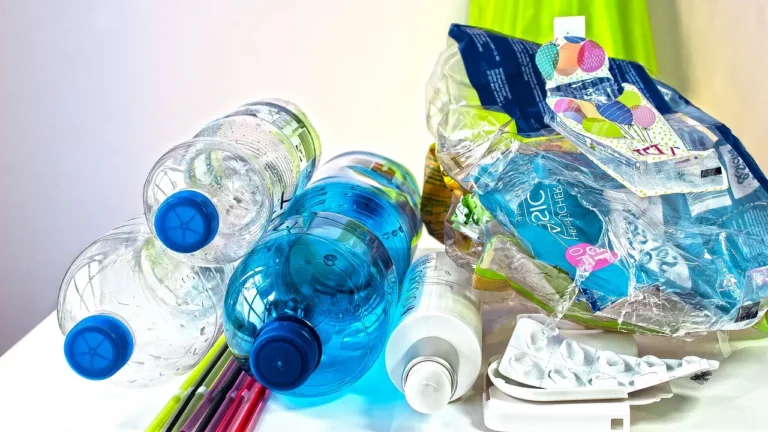Manualidades con material reciclado